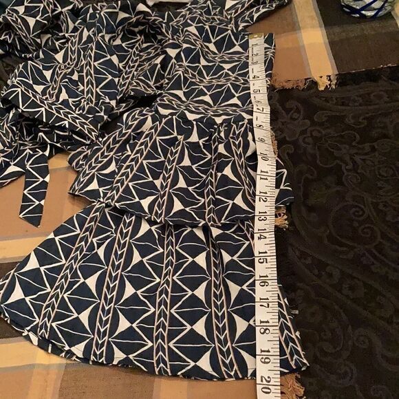 LuLuMari NWT szL cold shoulder blouse long double ruffle sleeves side zip w/ties - Picture 4 of 16